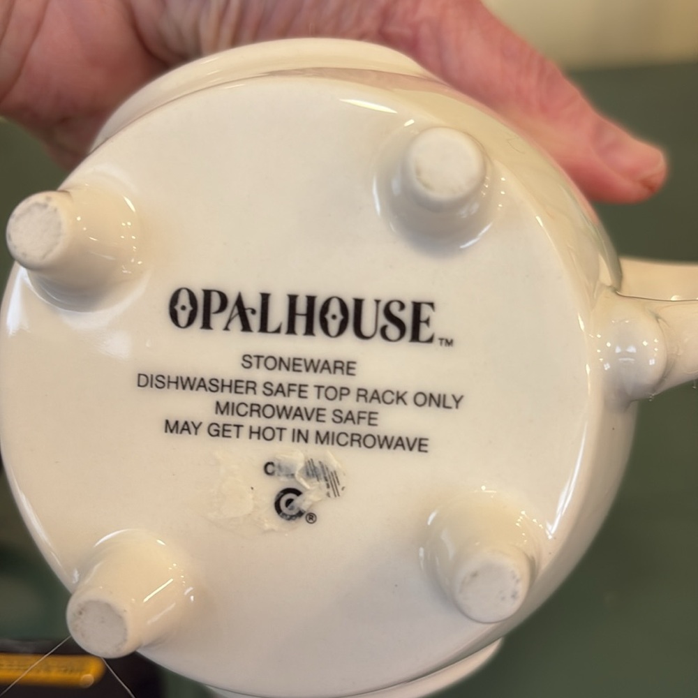 Opalhouse White Ceramic Elephant Mug With Gold Accents. - Picture 6 of 6